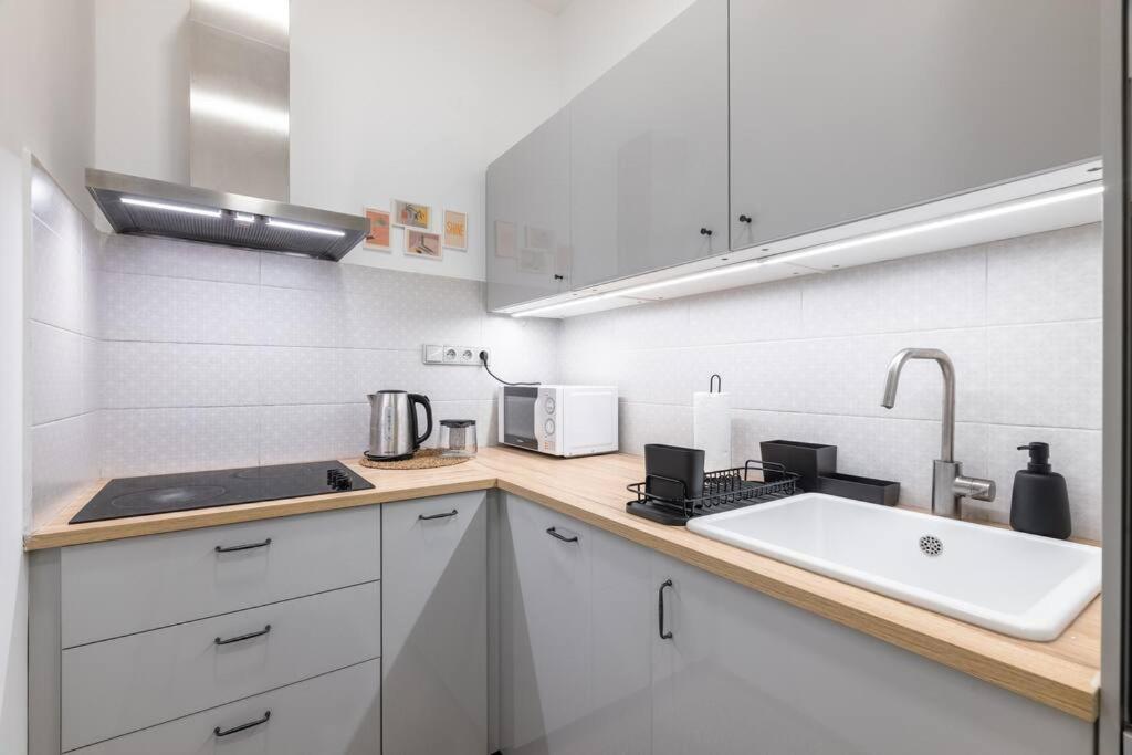 Cute 1Bedroom Center Apartment プラハ エクステリア 写真