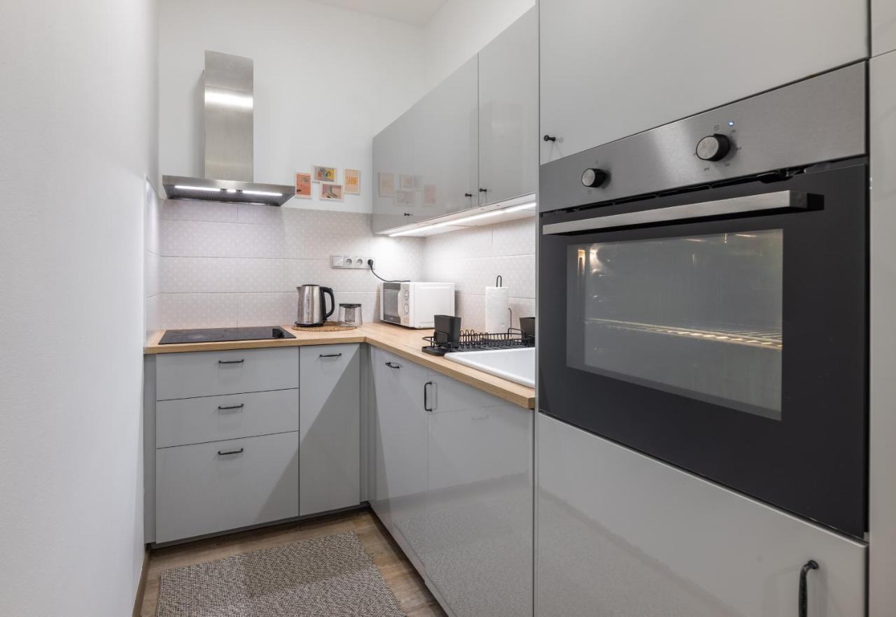 Cute 1Bedroom Center Apartment プラハ エクステリア 写真
