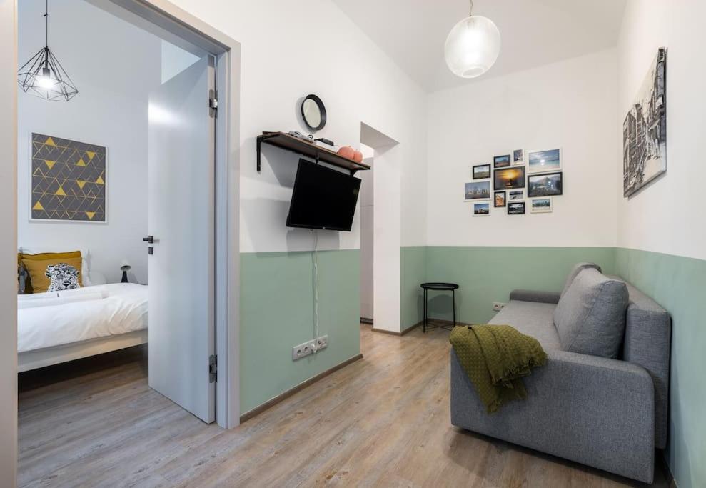 Cute 1Bedroom Center Apartment プラハ エクステリア 写真