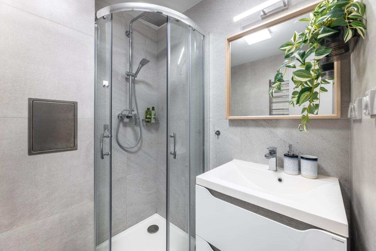 Cute 1Bedroom Center Apartment プラハ エクステリア 写真